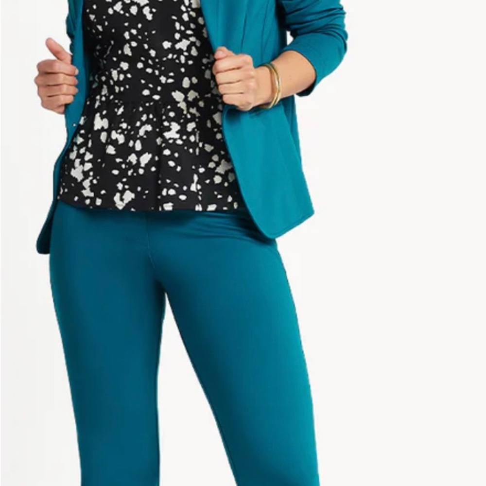 Betabrand Dress-pants yoga pants ~ stylish pants transition from day to night